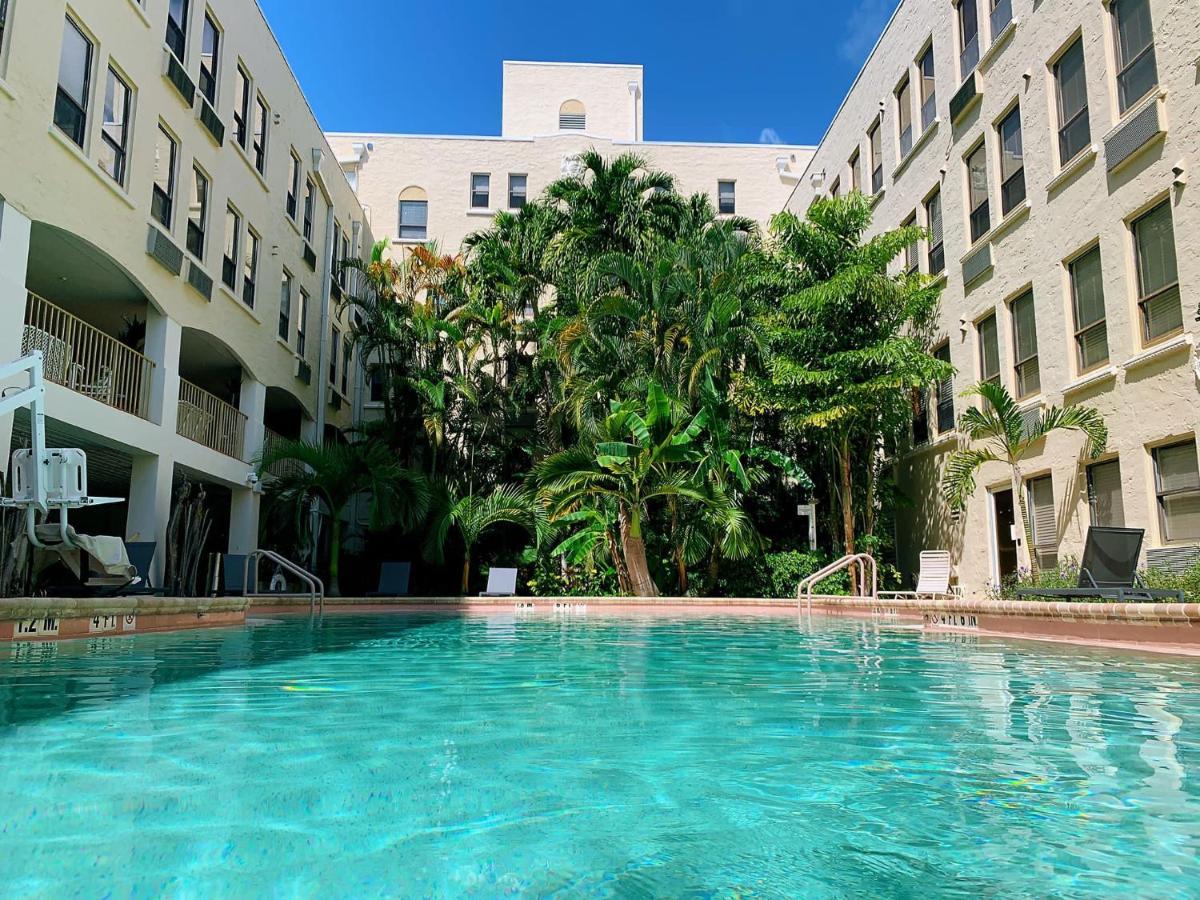 Palm Beach Island Condominiums Dış mekan fotoğraf