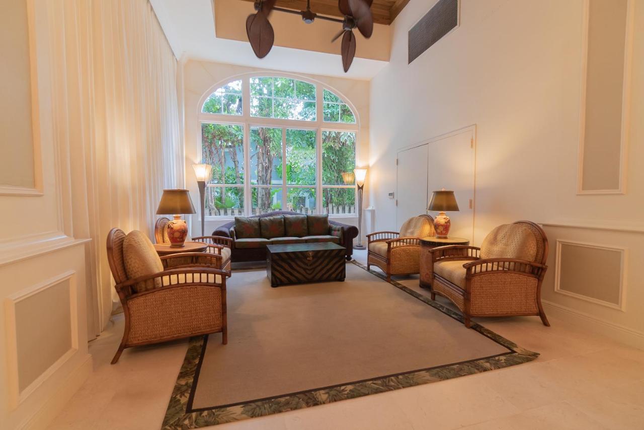 Palm Beach Island Condominiums Dış mekan fotoğraf